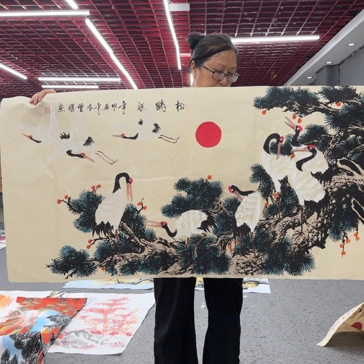 字画等多种形式的艺术作品