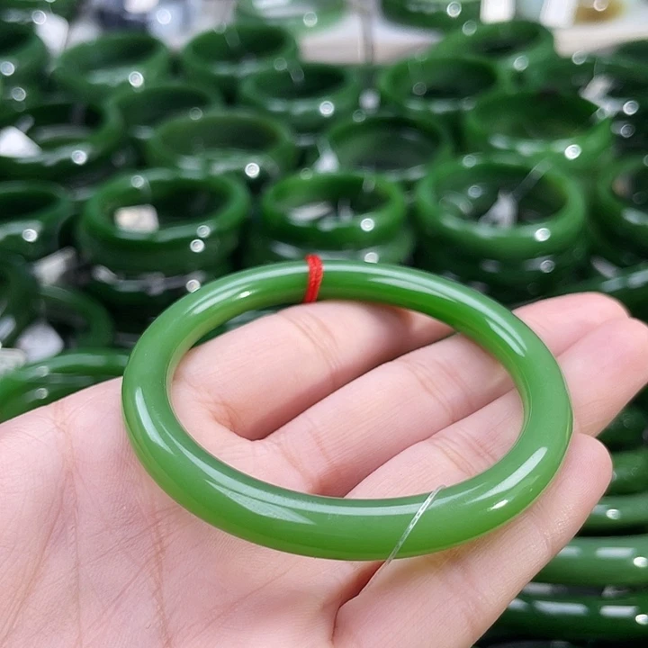 未镶嵌手镯和田玉（碧玉）