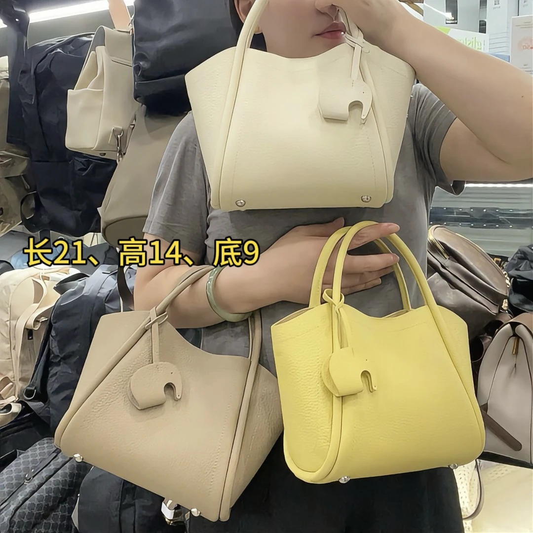 百搭跑量款头层牛皮手提斜挎多隔层包包