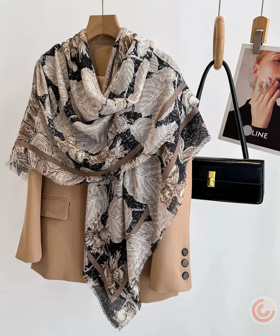 春夏新款丝巾百搭轻奢风薄款不掉色外搭女咖色成人沙滩巾韩版