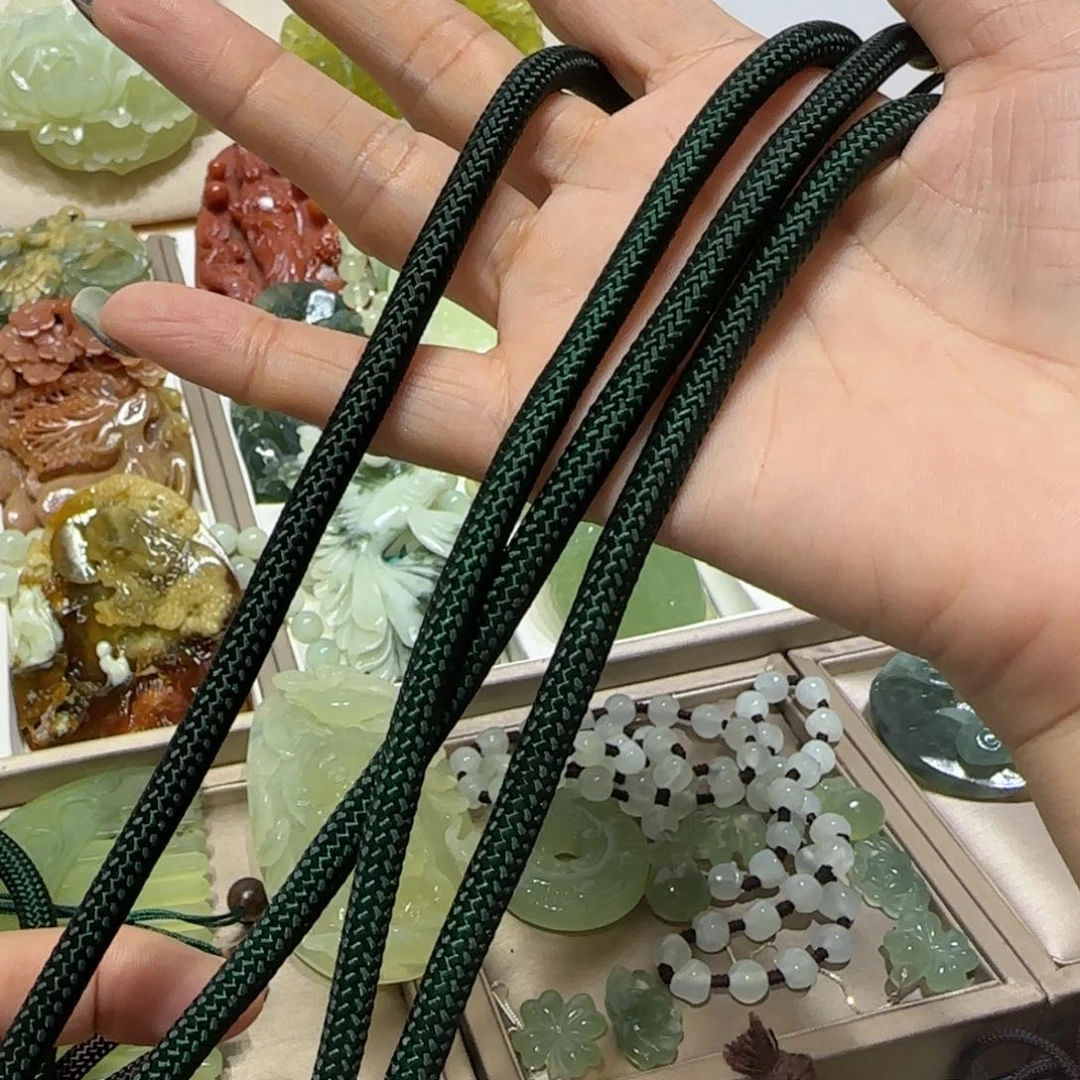 未镶嵌蛇纹石玉吊坠?***?