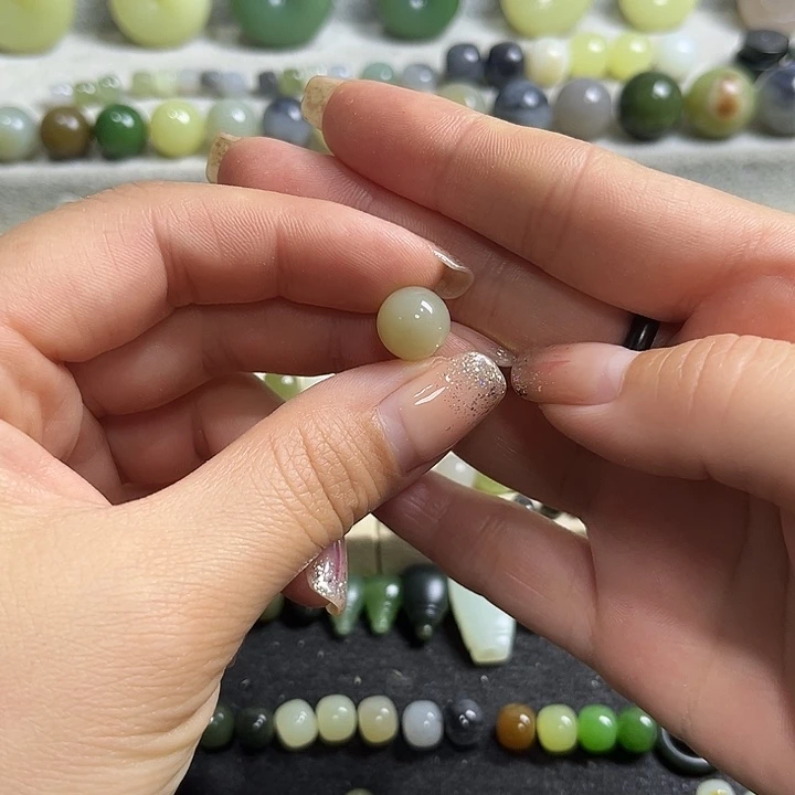 手链未镶嵌和田玉（糖玉）