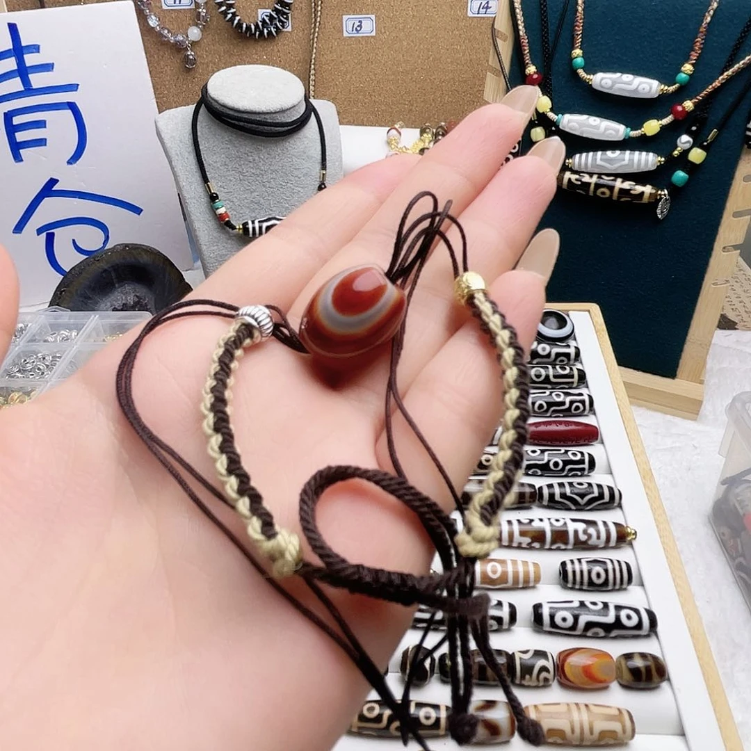 玛瑙/玉髓颈饰合金
