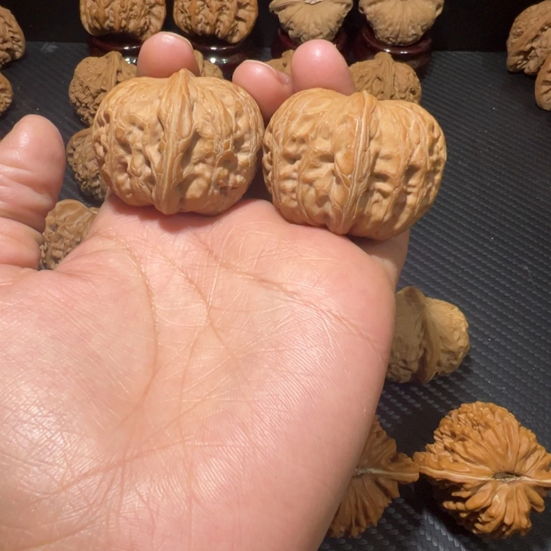 吊坠文玩核桃全品虚黄42元宝