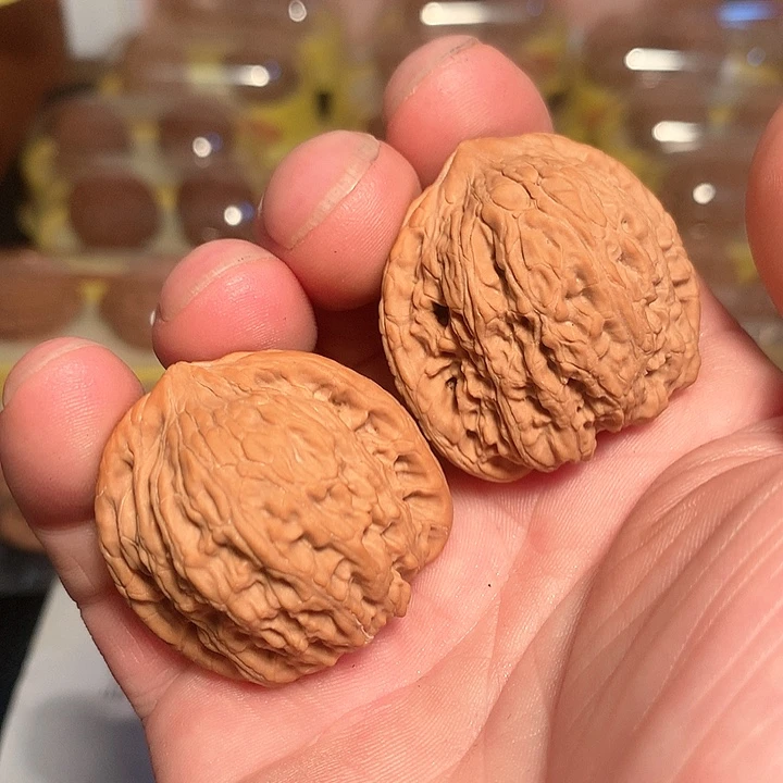 文玩核桃吊坠38秀球
