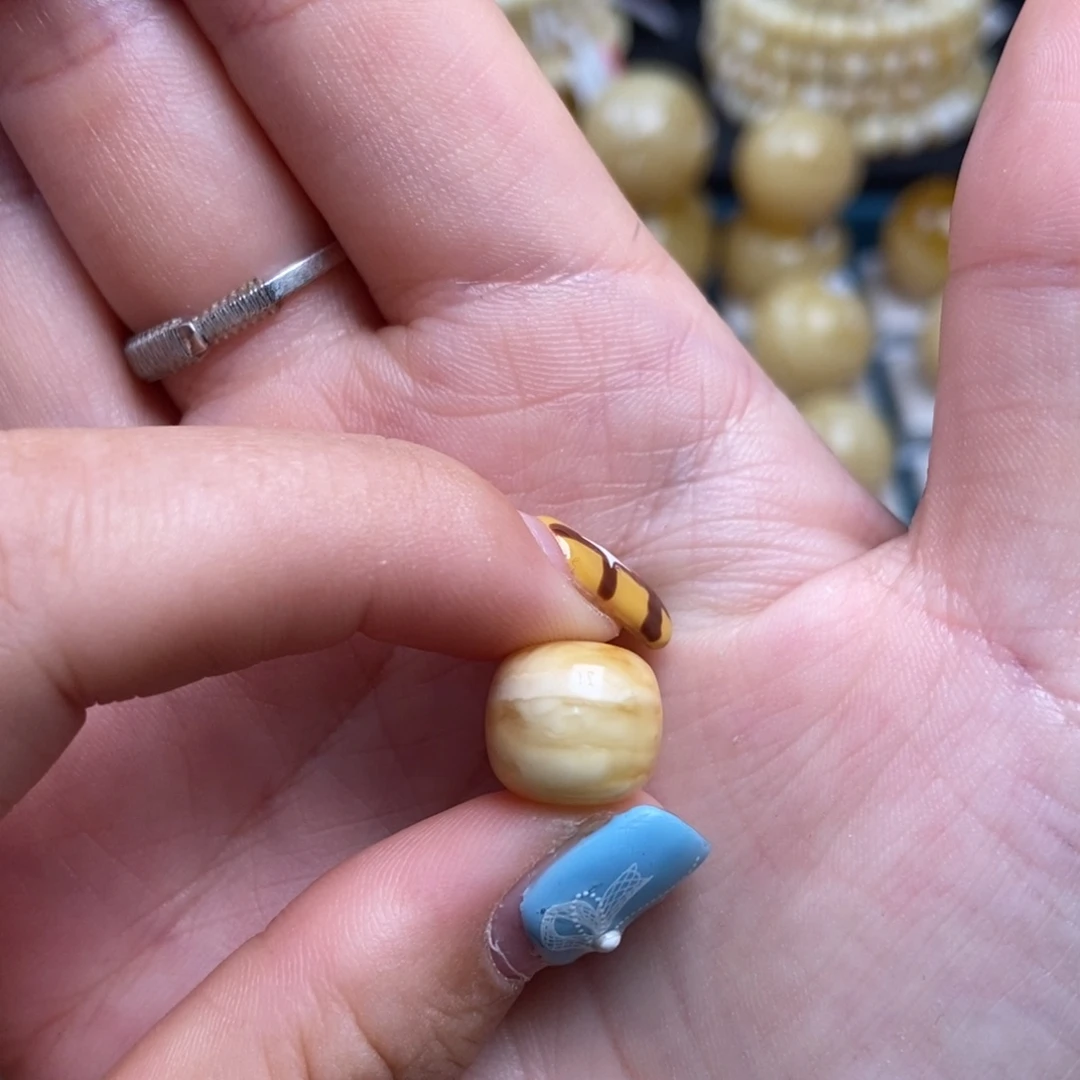 蜜蜡未镶嵌珠宝奇石11.2mm