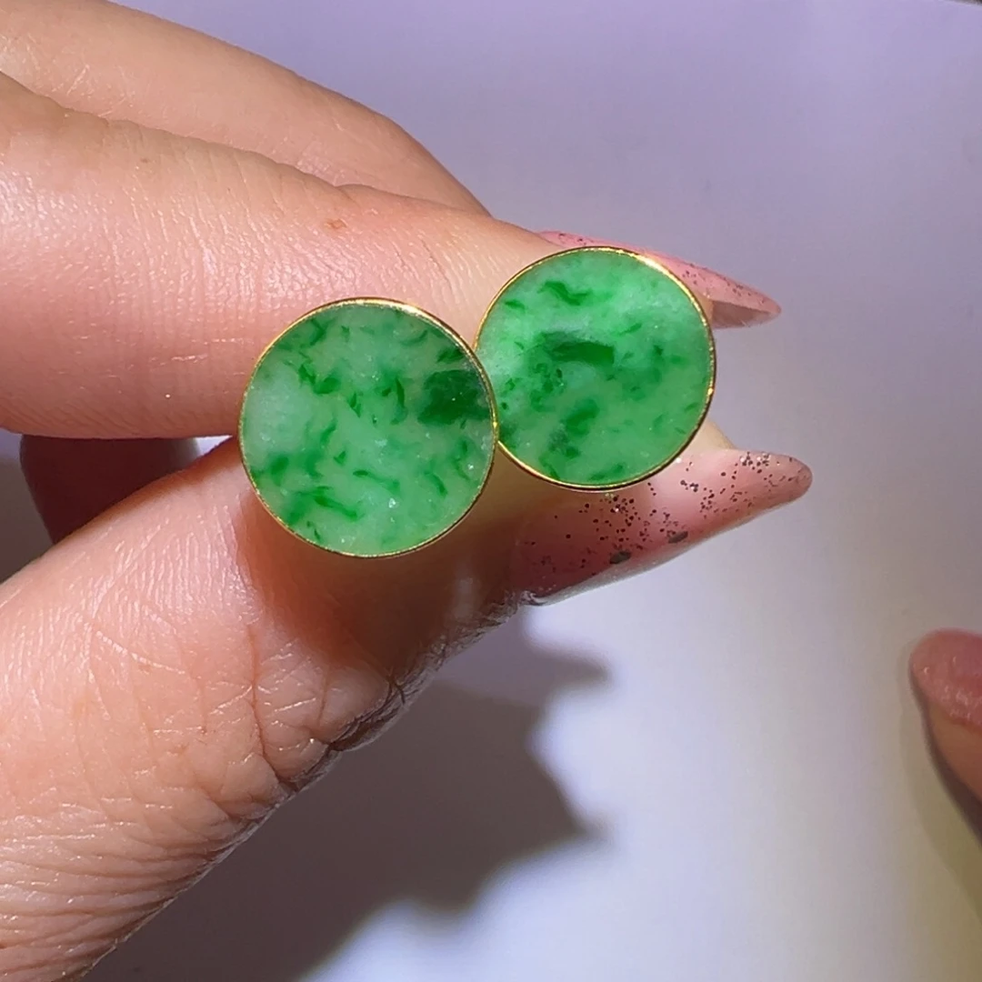 翡翠颈饰18K金镶嵌耳钉