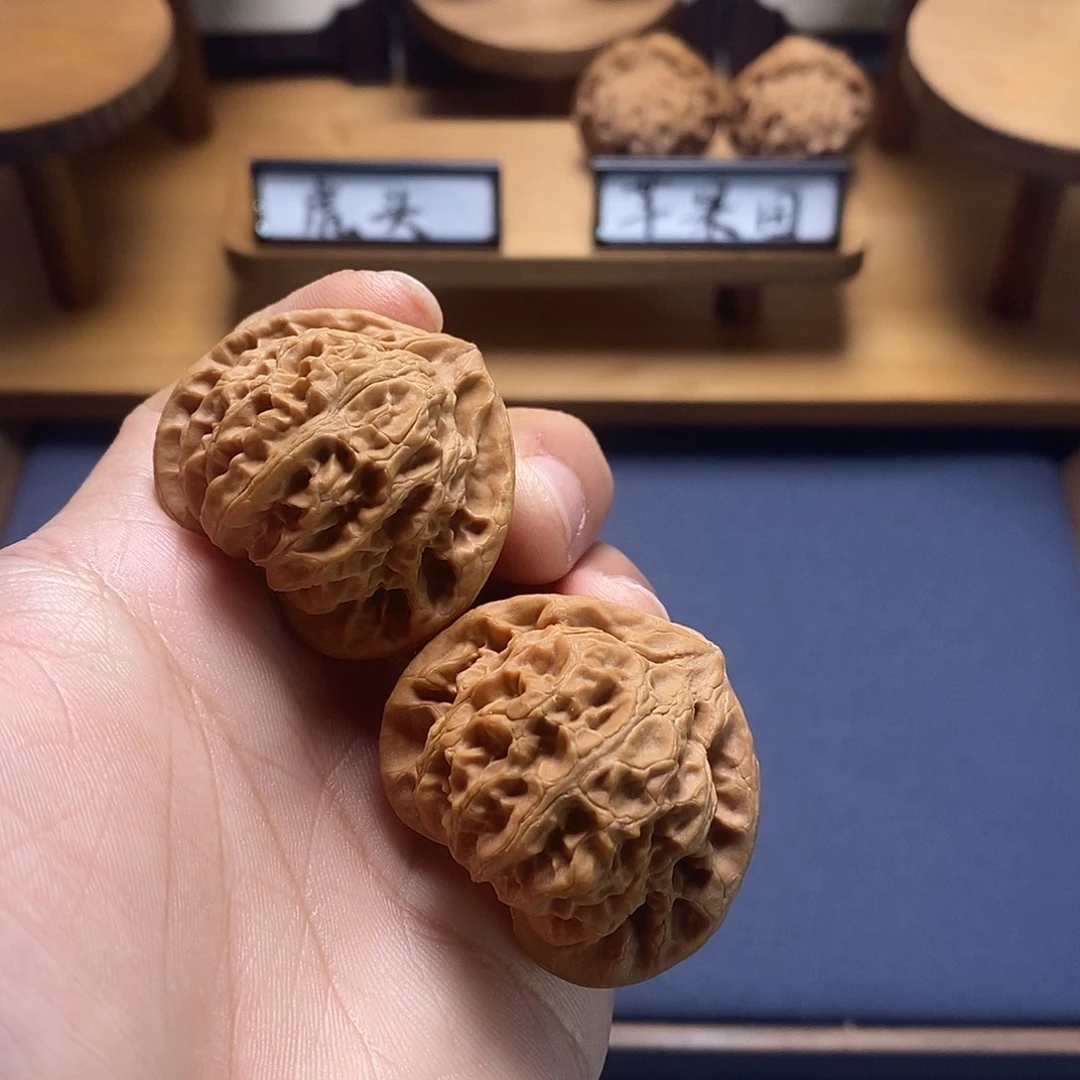 文玩核桃吊坠39宫灯