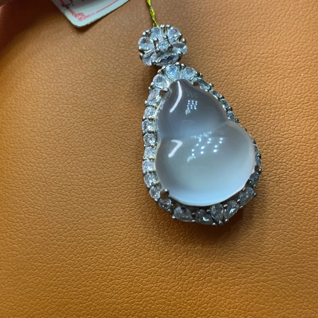 石英质玉银S925镶嵌吊坠