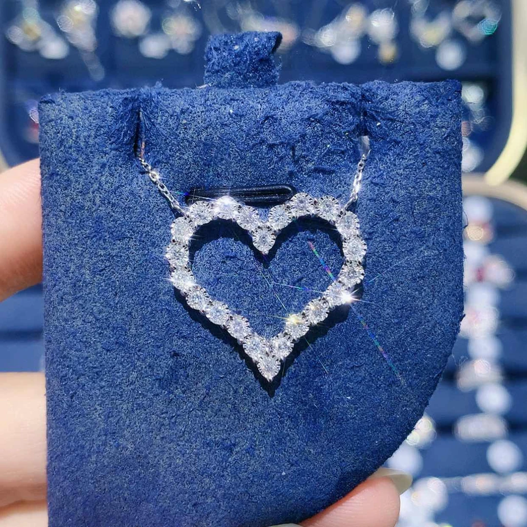 【闪购商品】吊坠(赠链)铂Pt900镶嵌钻石大爱心项链