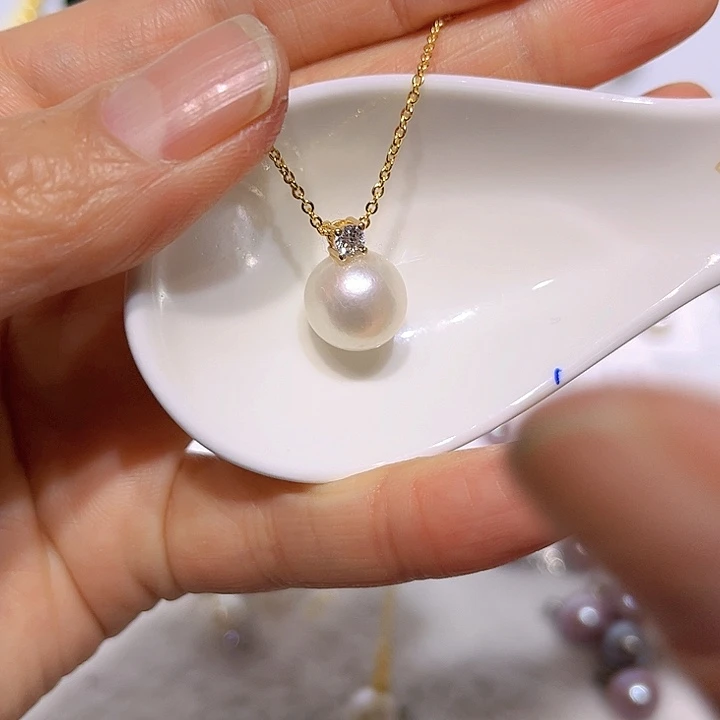 淡水珍珠白珠金色戴妃吊坠未镶嵌