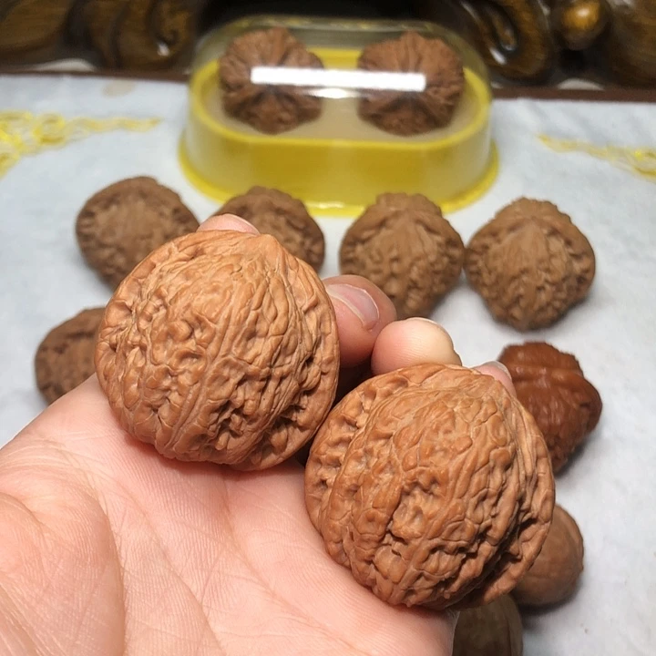 文玩核桃38平谷绣球