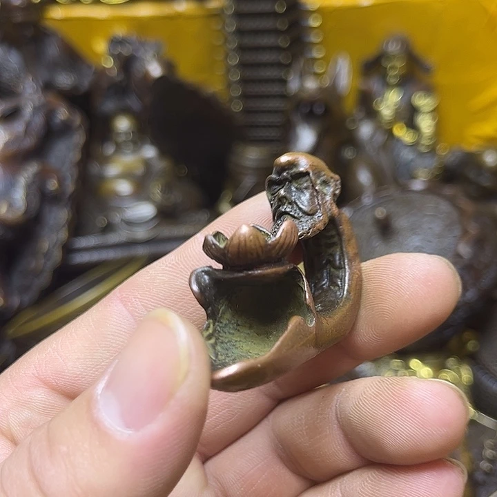 诚信经营精美铜器