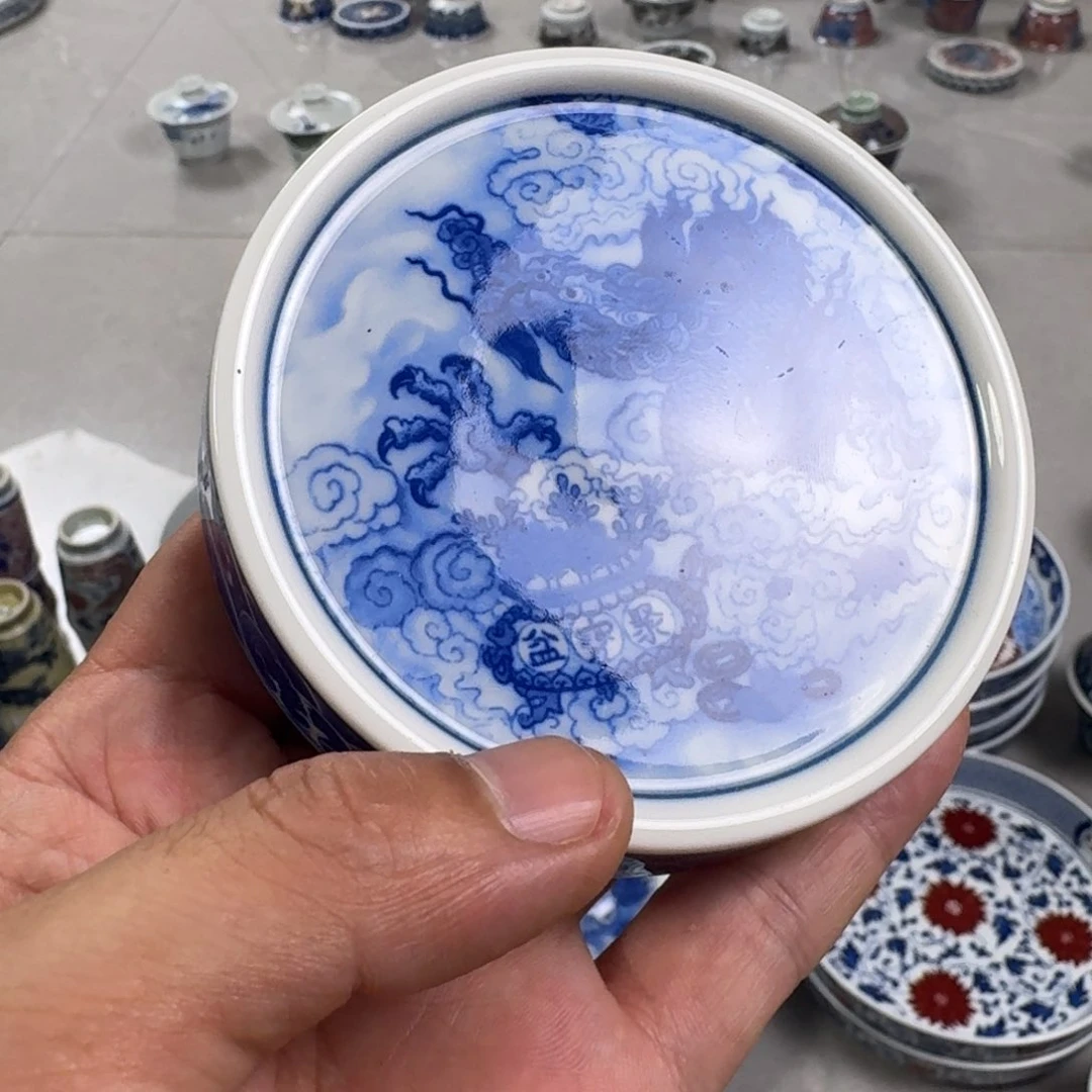 杯腾龙献宝盖置景德镇