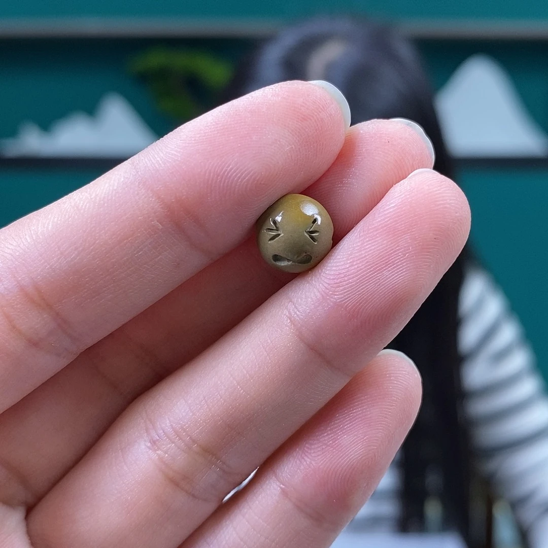 绿松石未镶嵌挂件