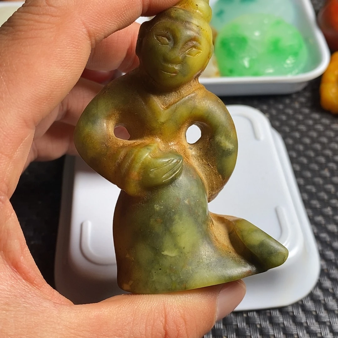 岫玉未镶嵌珠宝奇石