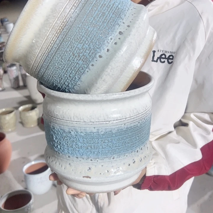 高度18厘米口20厘米