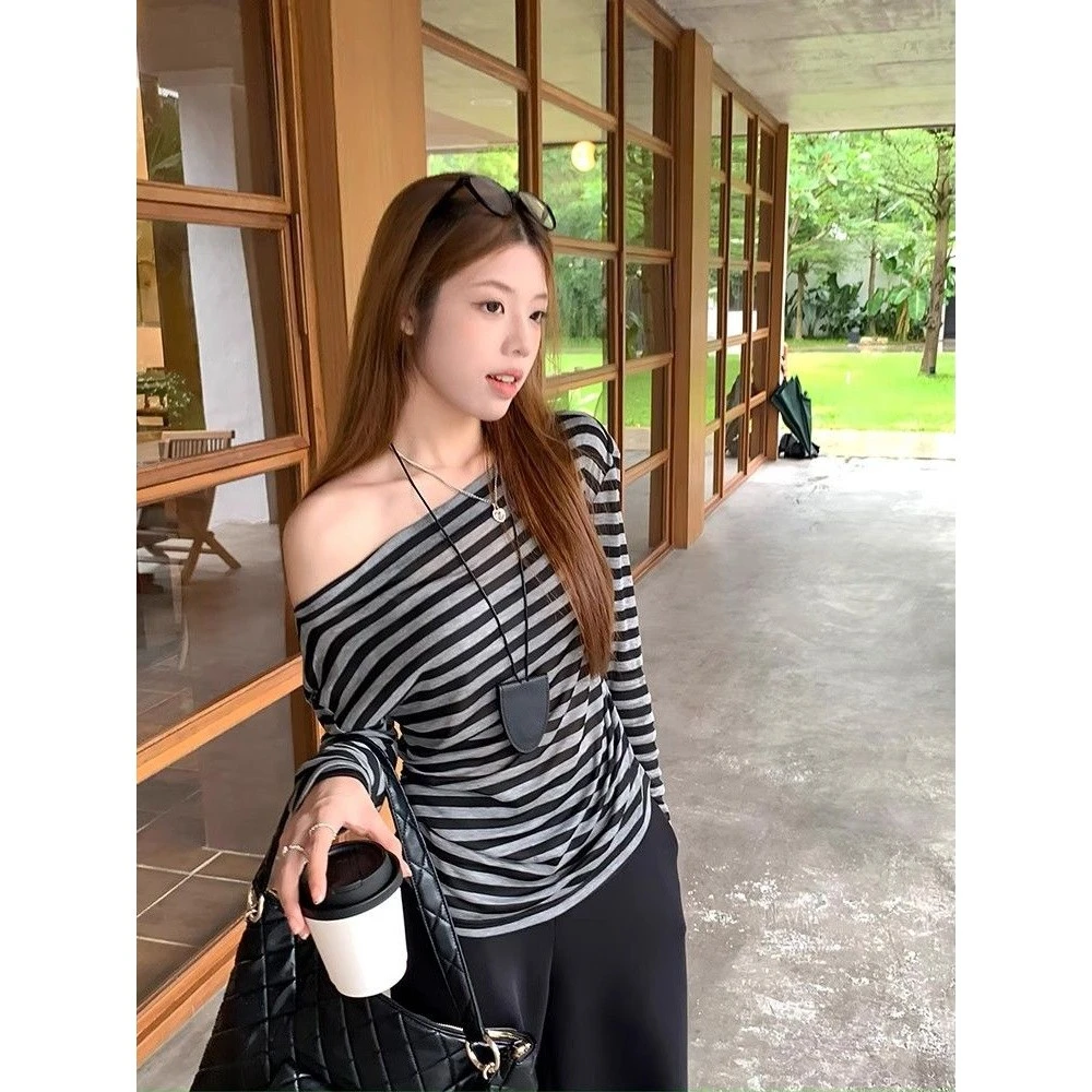 韩系松弛感条纹斜肩长袖t恤女早秋季2025新款内搭打底衫修身上衣