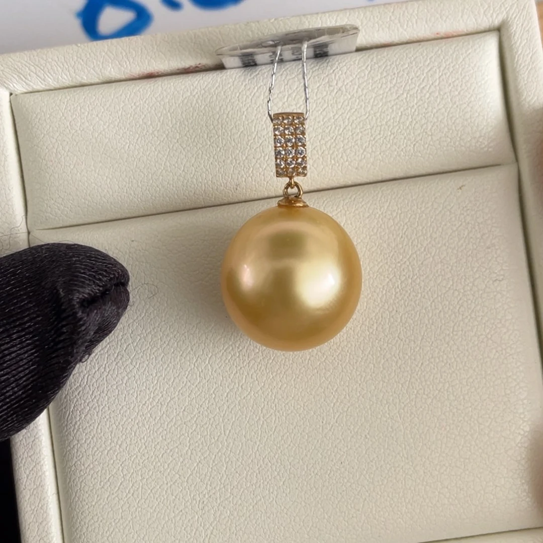 18K金镶嵌吊坠(不含链)海水珍珠14.8mm