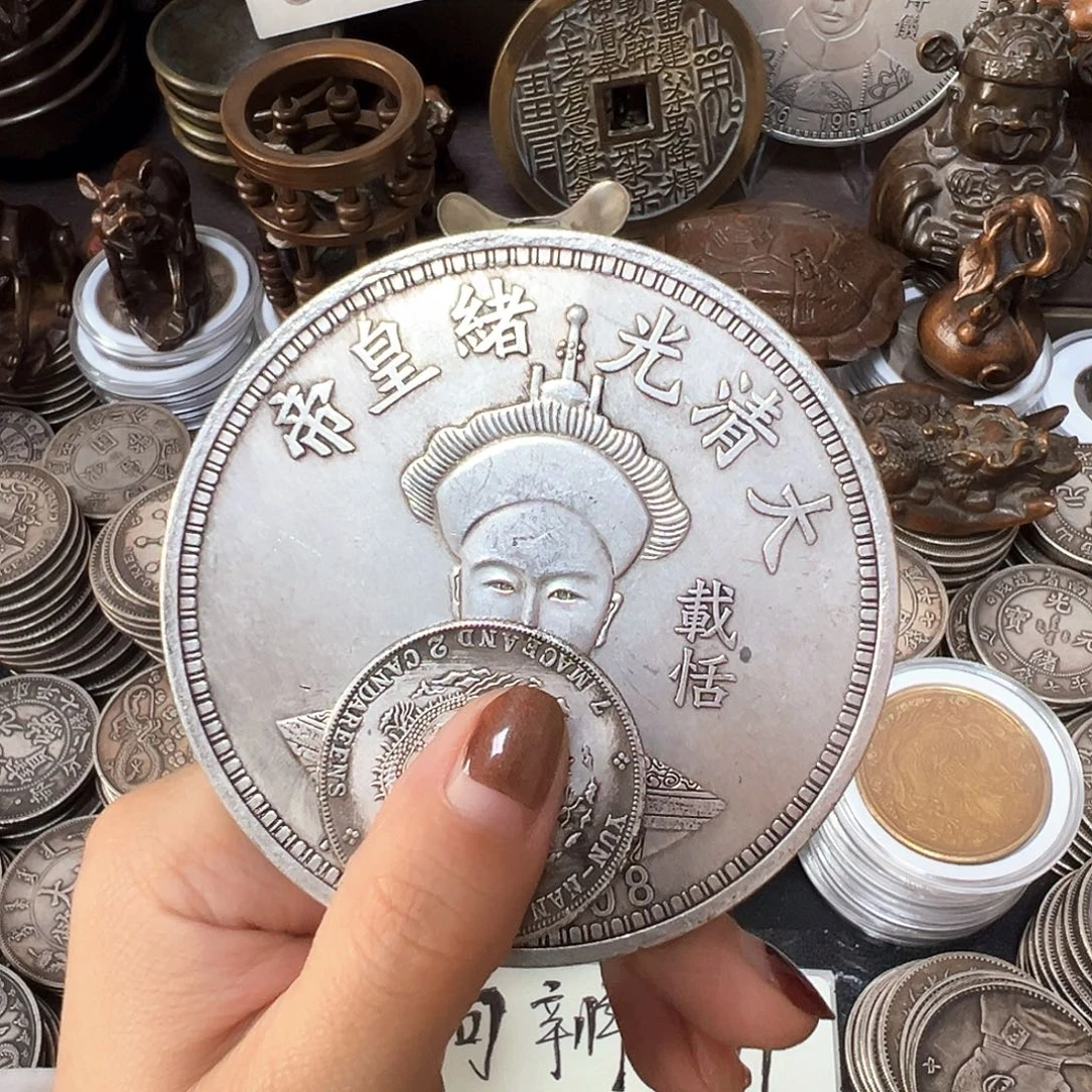金属复古风格摆件
