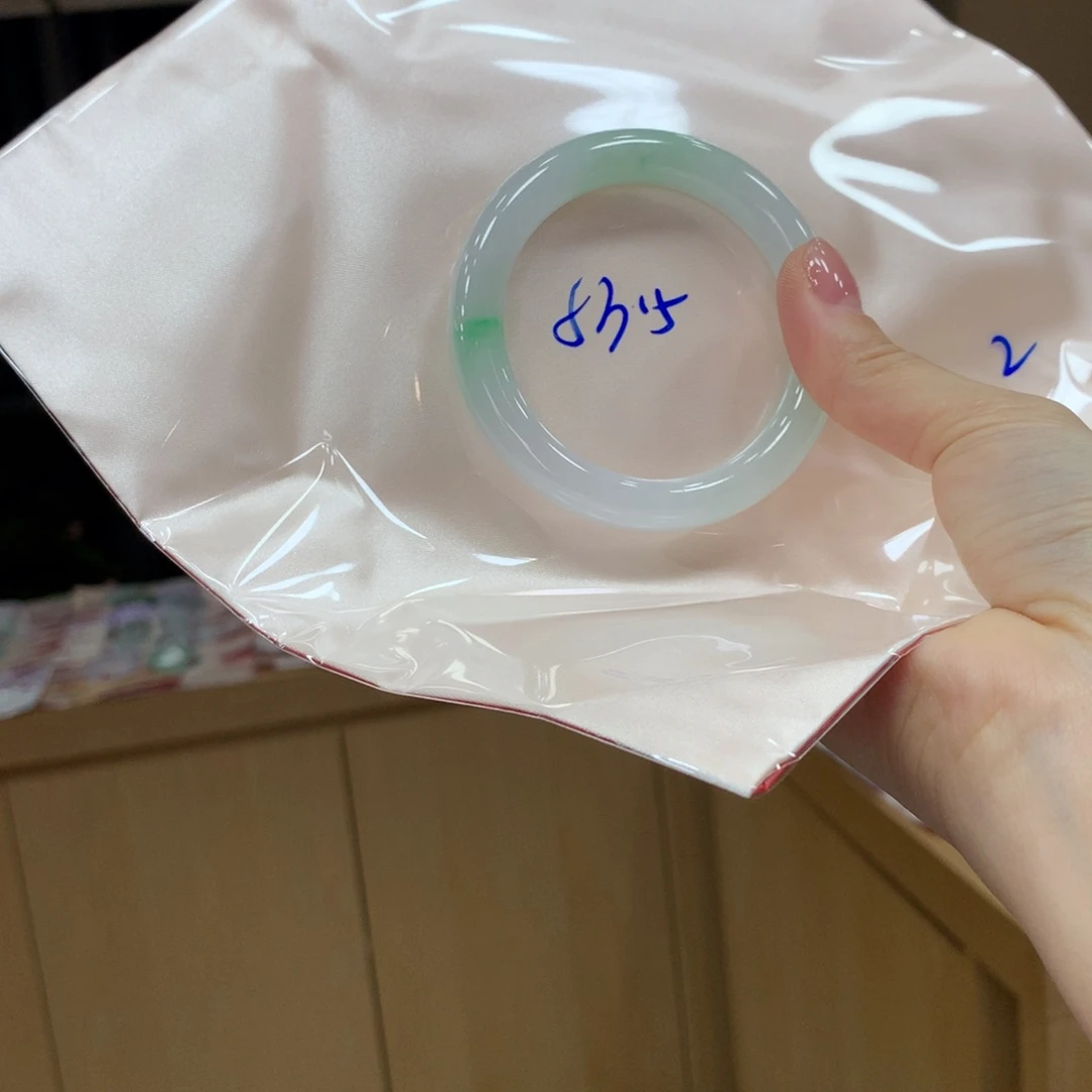 未镶嵌手镯翡翠不退不换