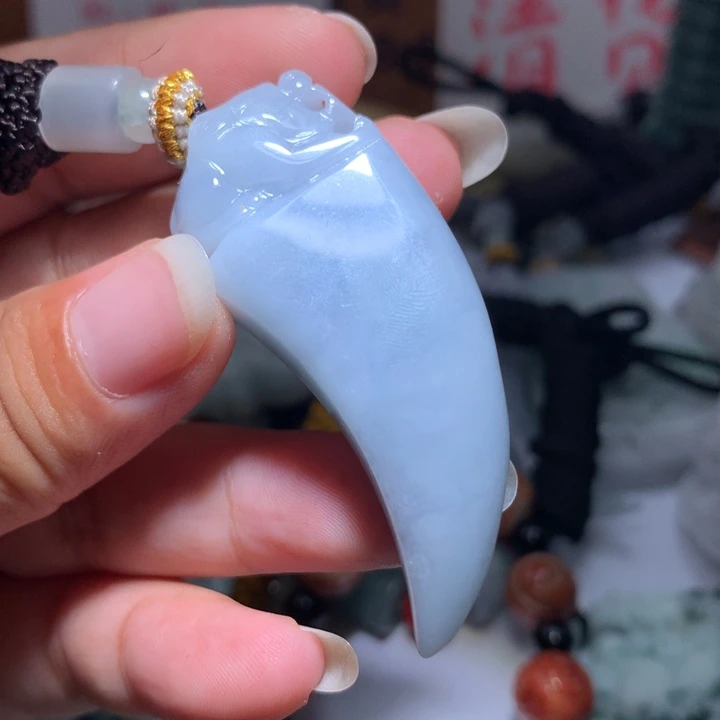 翡翠未镶嵌颈饰保真天然A货翡翠