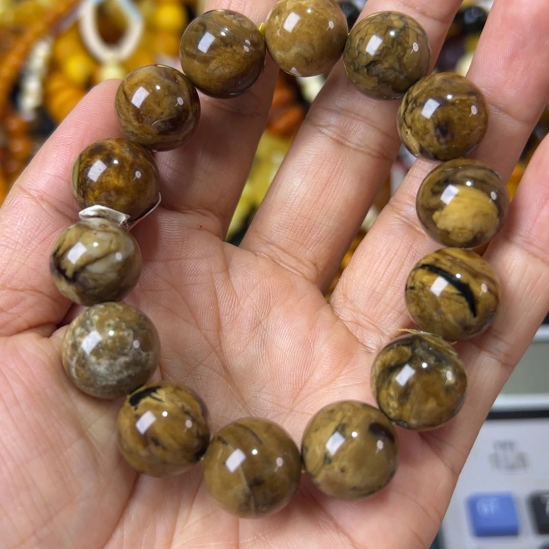 未镶嵌琥珀珠宝奇石653