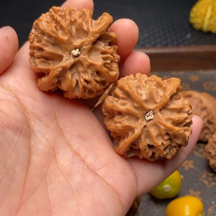 把件文玩核桃山地苹果42尺