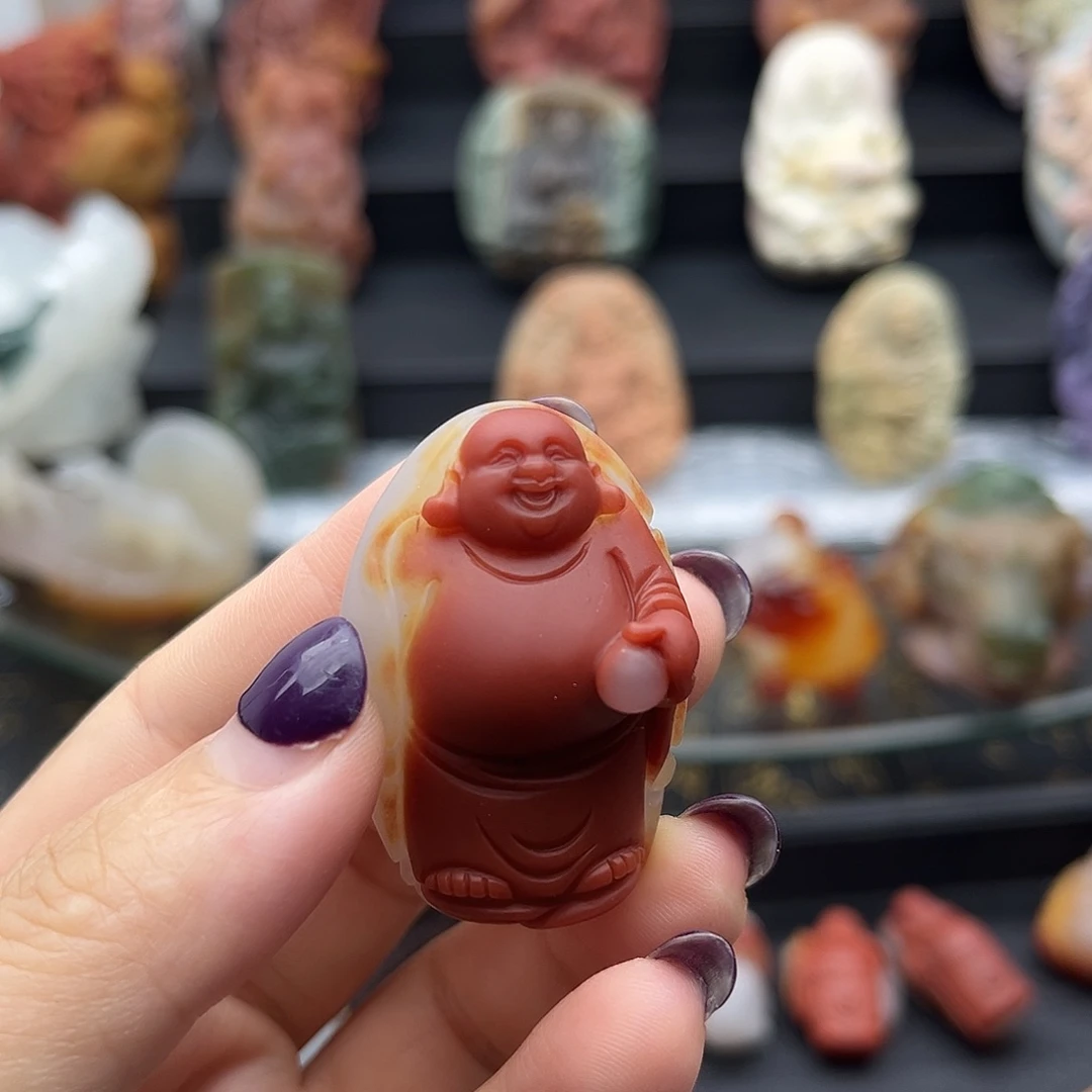 颈饰未镶嵌石英质玉