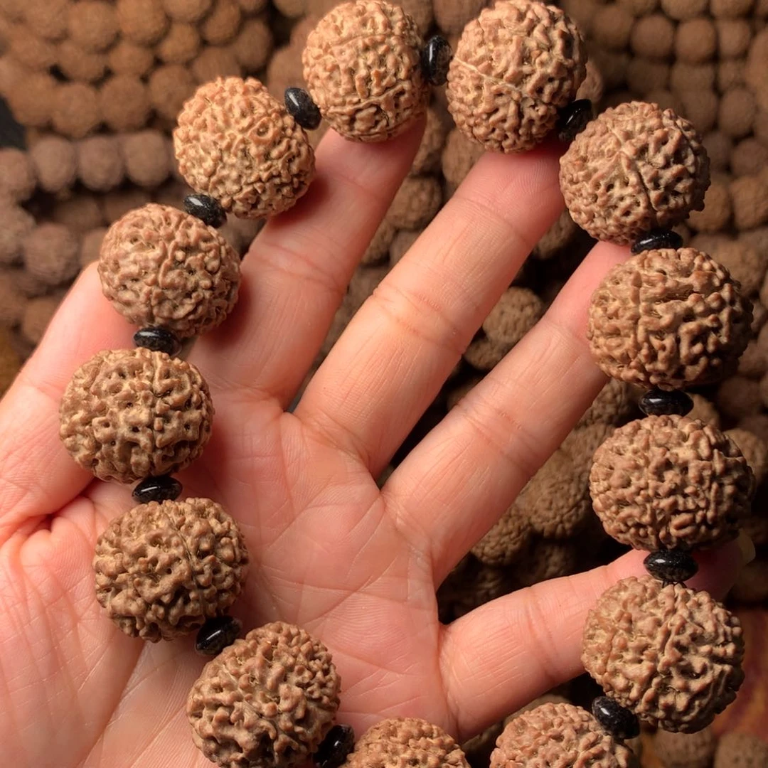 手串金刚菩提8瓣卡24 编号03