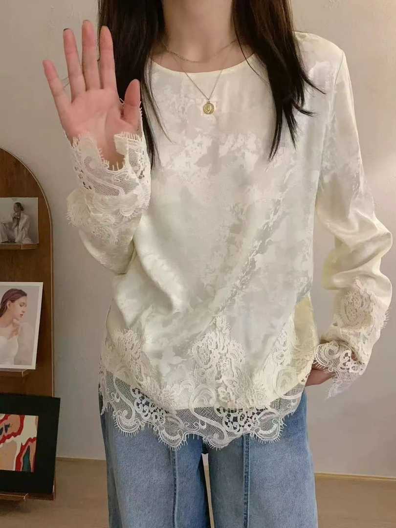 6803款新中式蝴蝶提花蕾丝边衬衫春季国风百搭镂空圆领长袖上衣