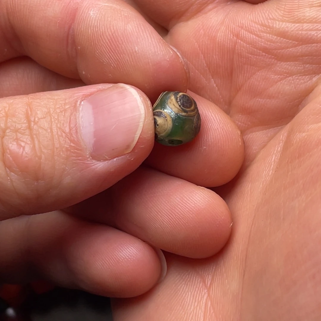 玛瑙/玉髓如图未镶嵌子****室