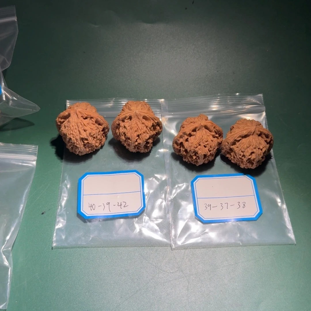 吊坠文玩核桃南疆23