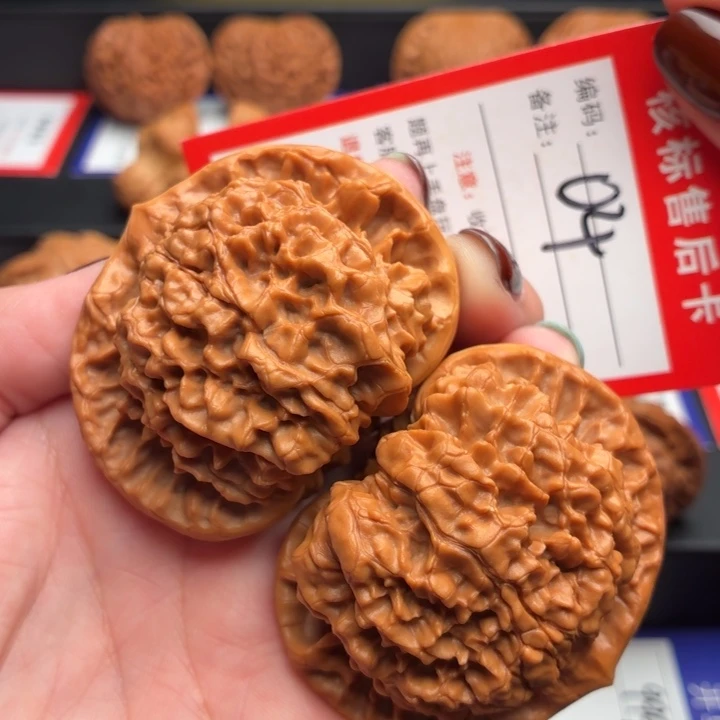 把件文玩核桃52尺麒麟纹官帽