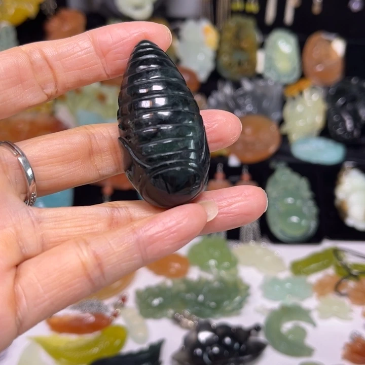 蛇纹石玉未镶嵌吊坠(赠链)