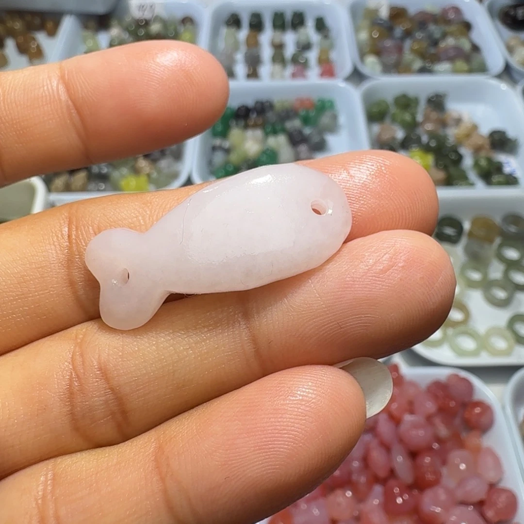 和田玉未镶嵌珠宝奇石