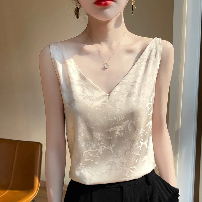 丝绸缎面2025春夏季新女短款宽松v领提花小马内搭上衣双肩吊带背