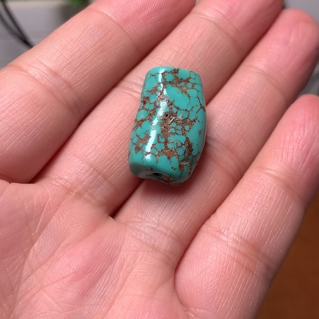 杭***师绿松石未镶嵌珠宝奇石