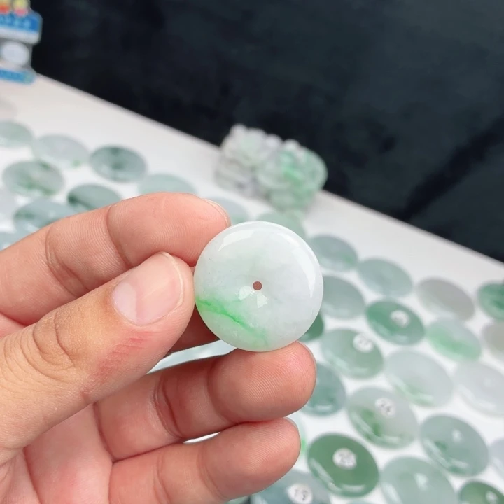 翡翠未镶嵌颈饰缅甸天然A货翡翠27.8-5.6