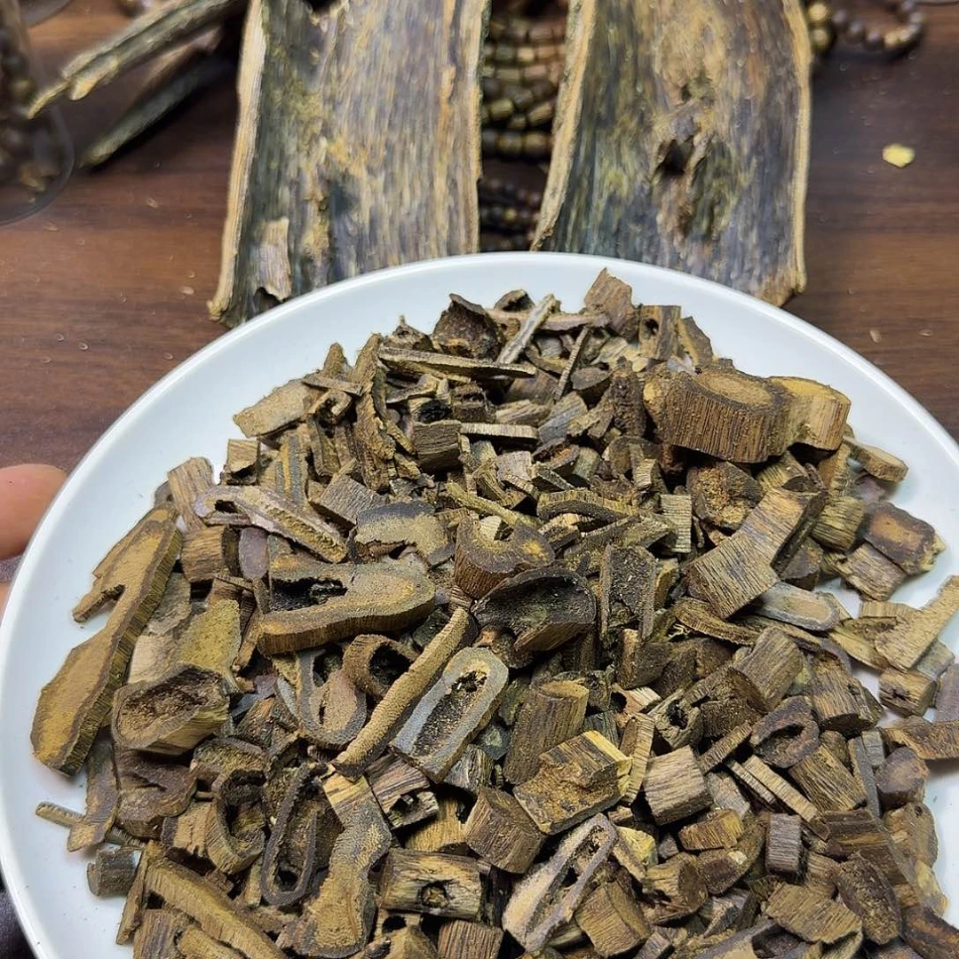 沉香沉香碎屑透顶绿碎料50克
