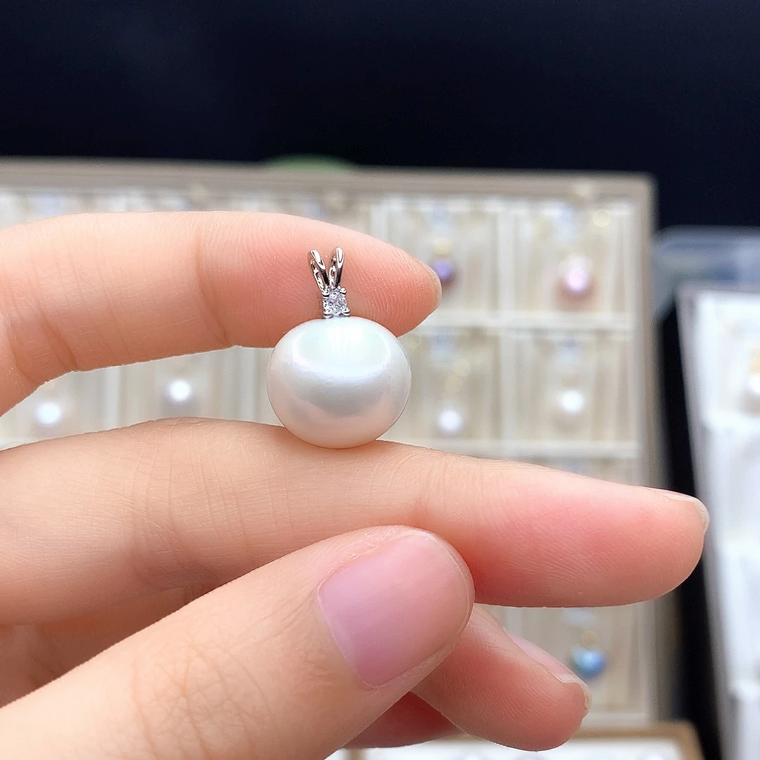 淡水珍珠合金颈饰