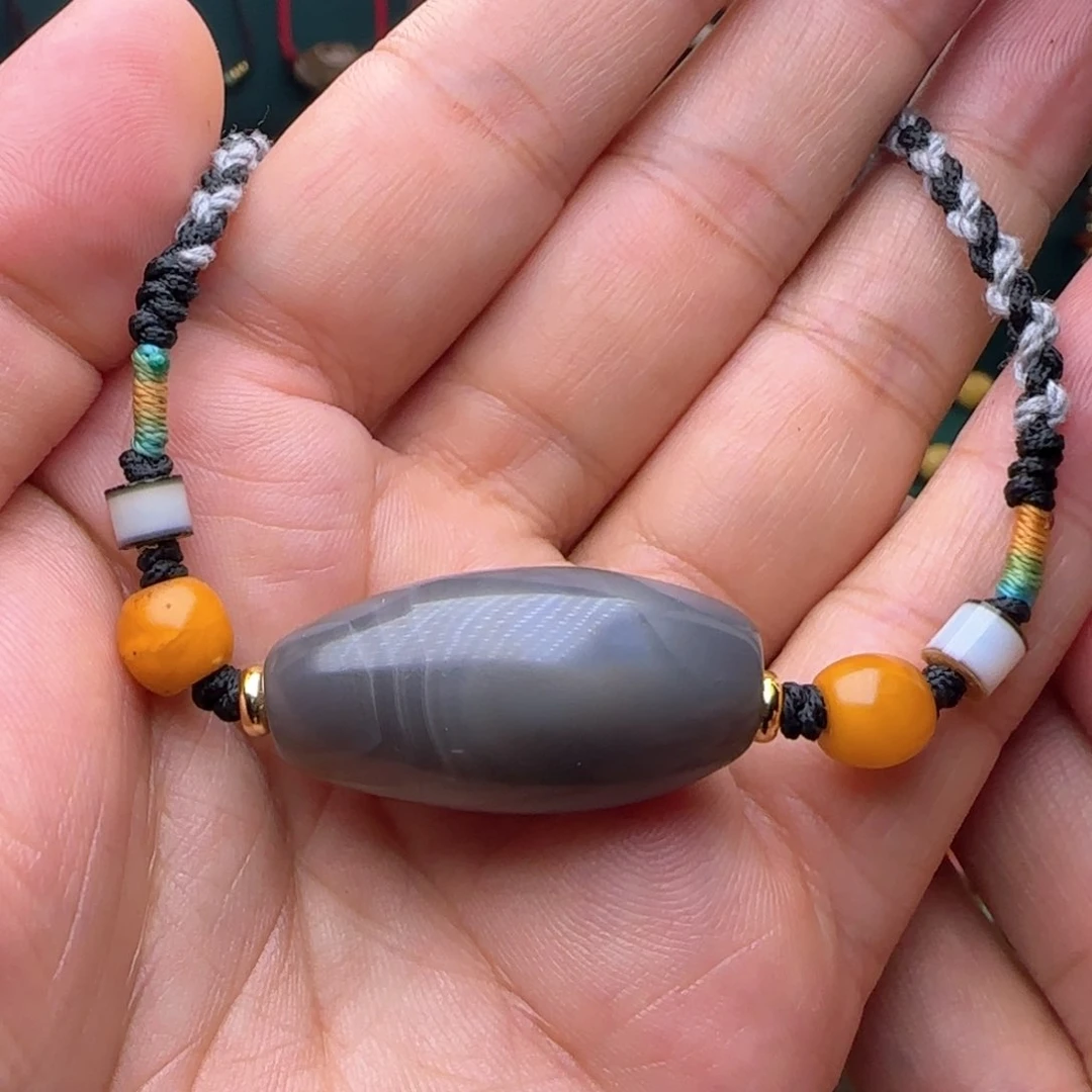 未镶嵌颈饰玛瑙/玉髓