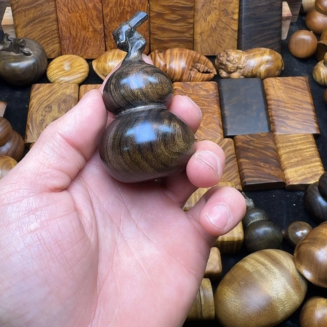 楠木金丝楠木无事牌