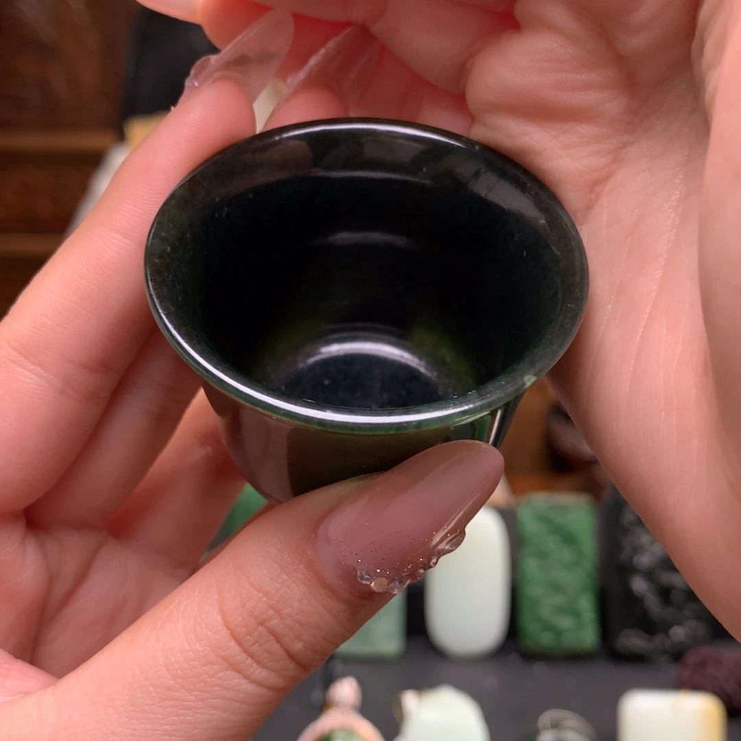 和田玉茶杯未镶嵌