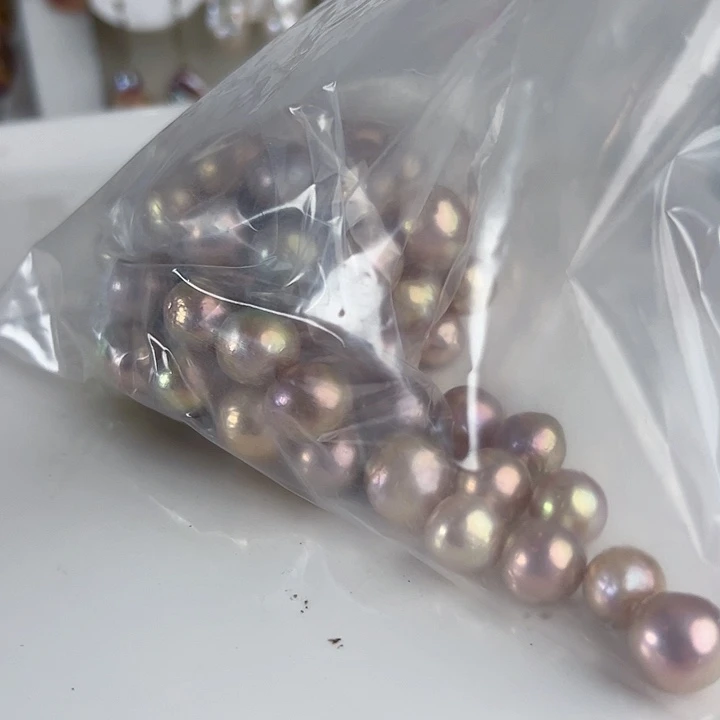 淡水珍珠未镶嵌颈饰很***花