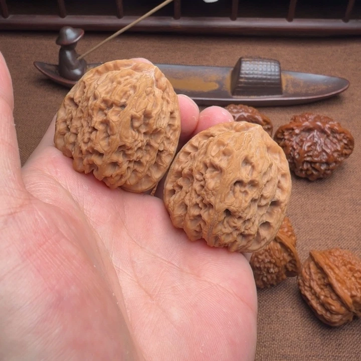 文玩核桃吊坠南疆40