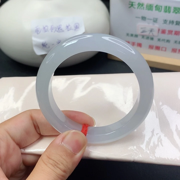 未镶嵌手镯翡翠5556