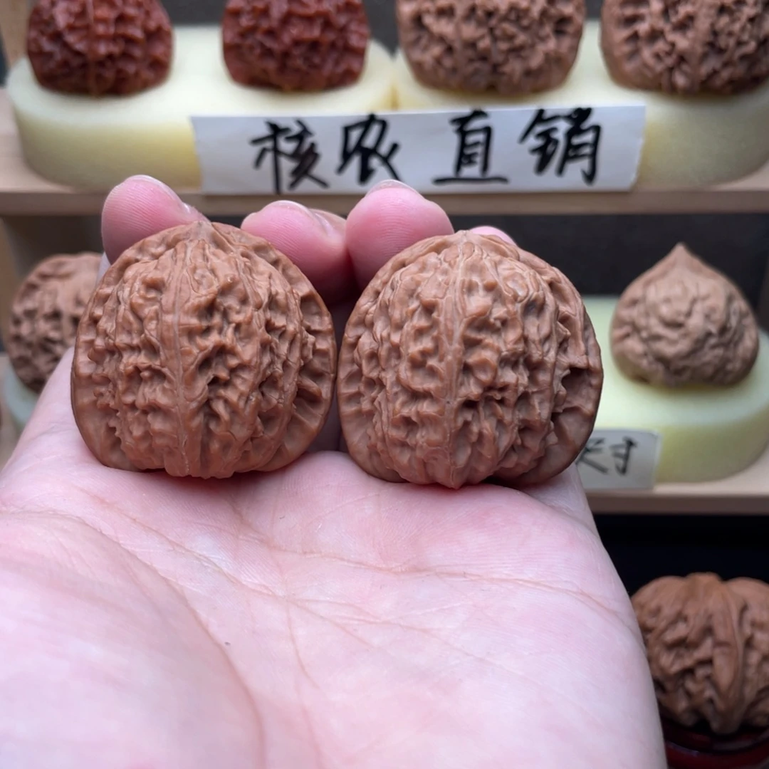 吊坠文玩核桃全品白狮子38➕，43克