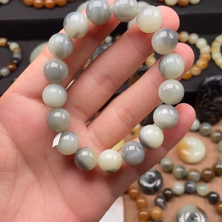 手链未镶嵌和田玉（糖玉）