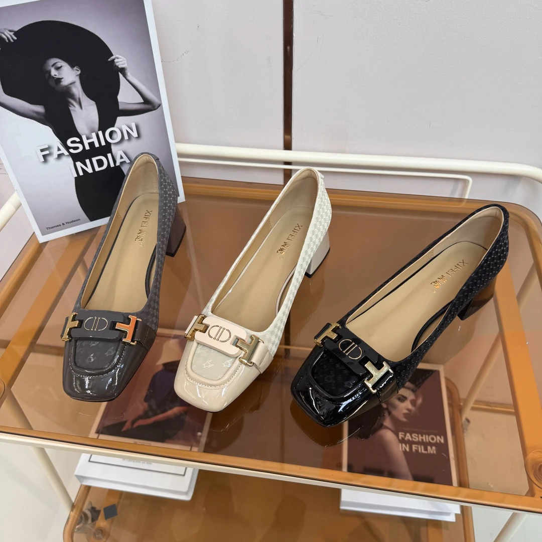 Chic Pa联名轻奢高定2025新款2CM千鸟格低跟漆牛皮单鞋251065